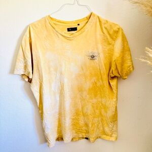 THRILLS CO Australia Gold Yellow Tan Acid Wash Distressed Mens T-Shirt Tee Top M